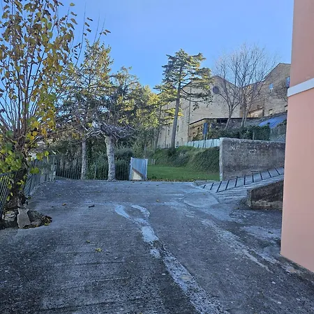 I Tre Mori * レカナーティ