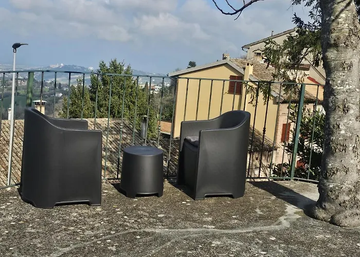 別荘 I Tre Mori レカナーティ